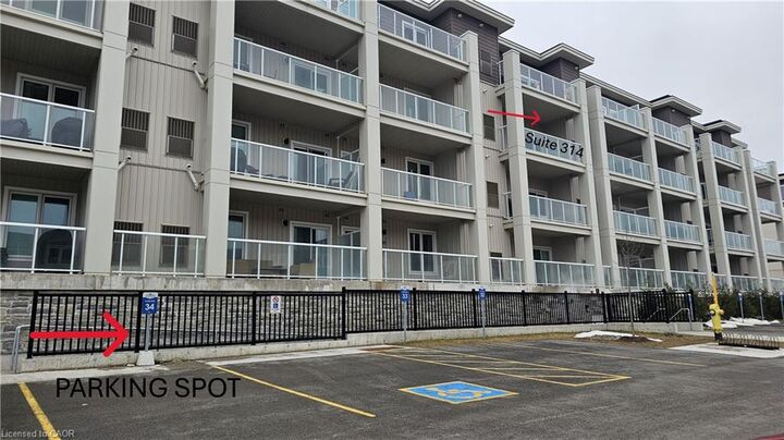 Property Photo:  5 Spooner Crescent 314  ON L9Y 1T3 