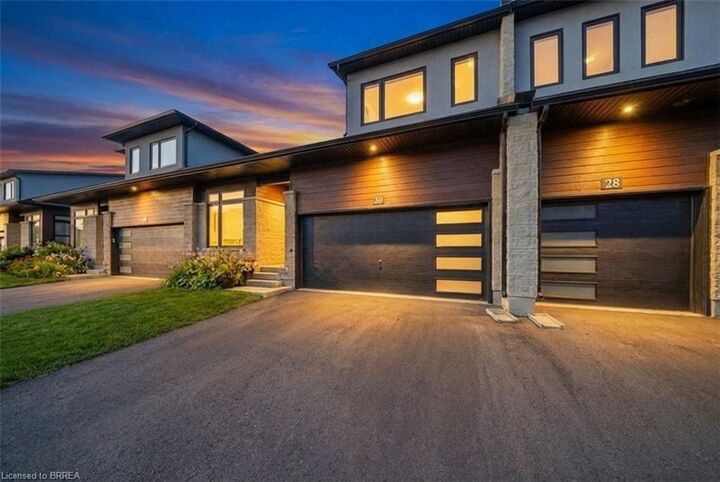 Property Photo:  30 Bensley Lane  ON L9C 0E7 