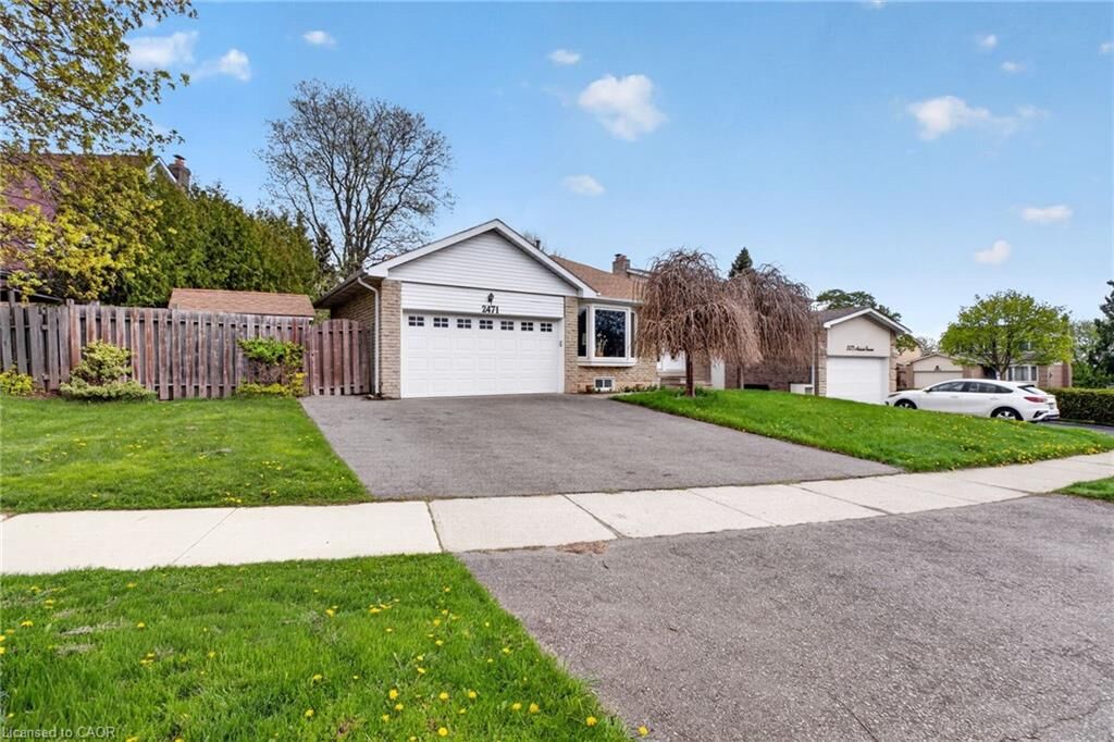 Property Photo:  2471 Malcolm Crescent  ON L7P 3Y7 