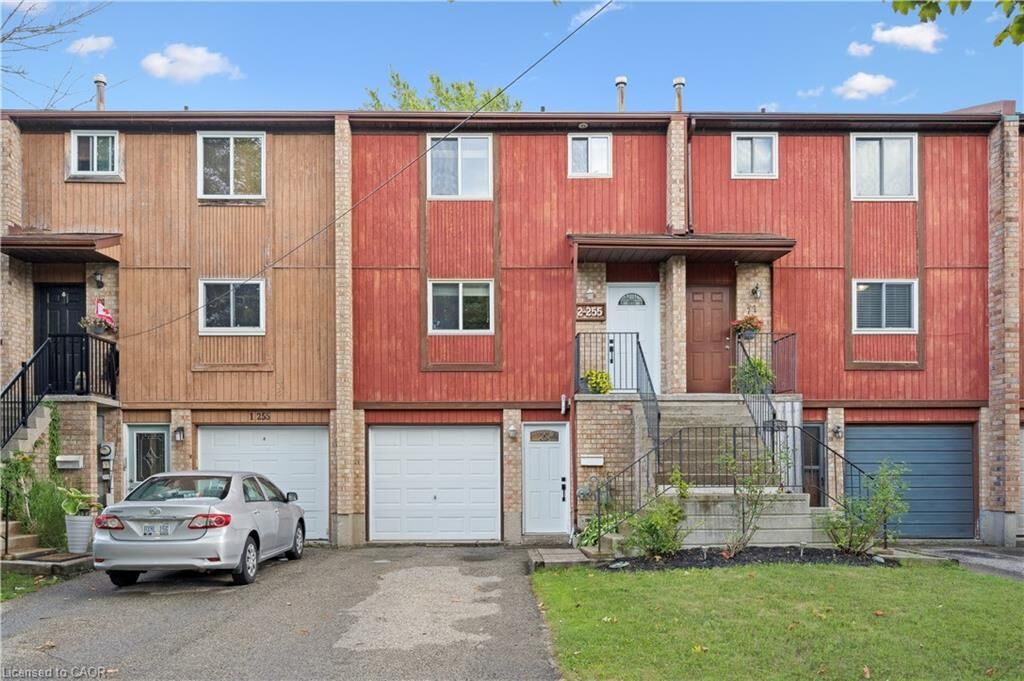 Property Photo:  255 Camelot Court 2  ON N2K 3G1 