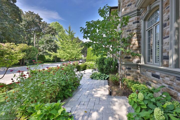 Property Photo:  2229 Lakeshore Road  ON L7R 1B1 