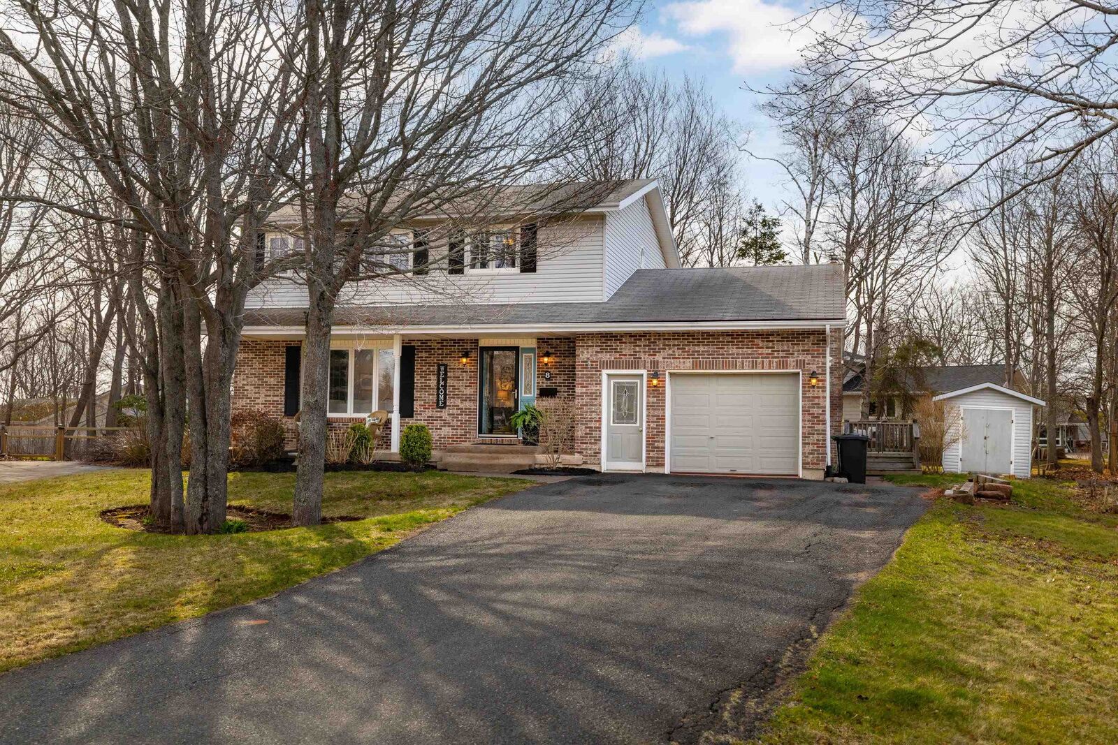 Property Photo:  8 Macmillan Crescent  PE C1A 8G2 