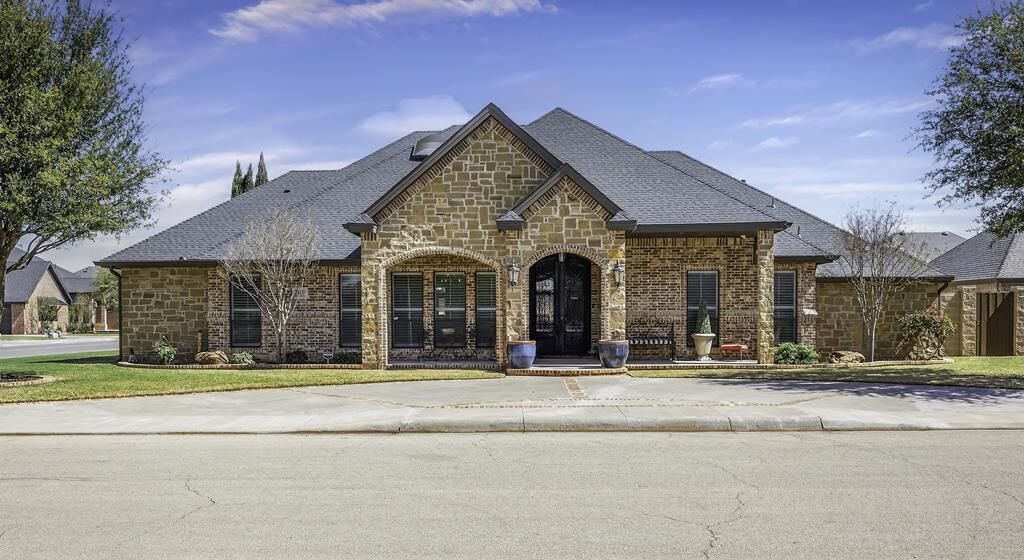 Property Photo:  2120 Blackwood  TX 79707 