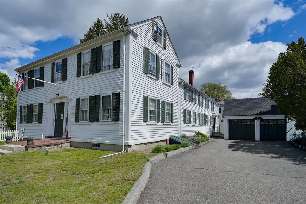 Property Photo:  291 Brighton St  MA 02478 