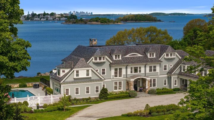 Property Photo:  5 Bare Cove Ln  MA 02043 