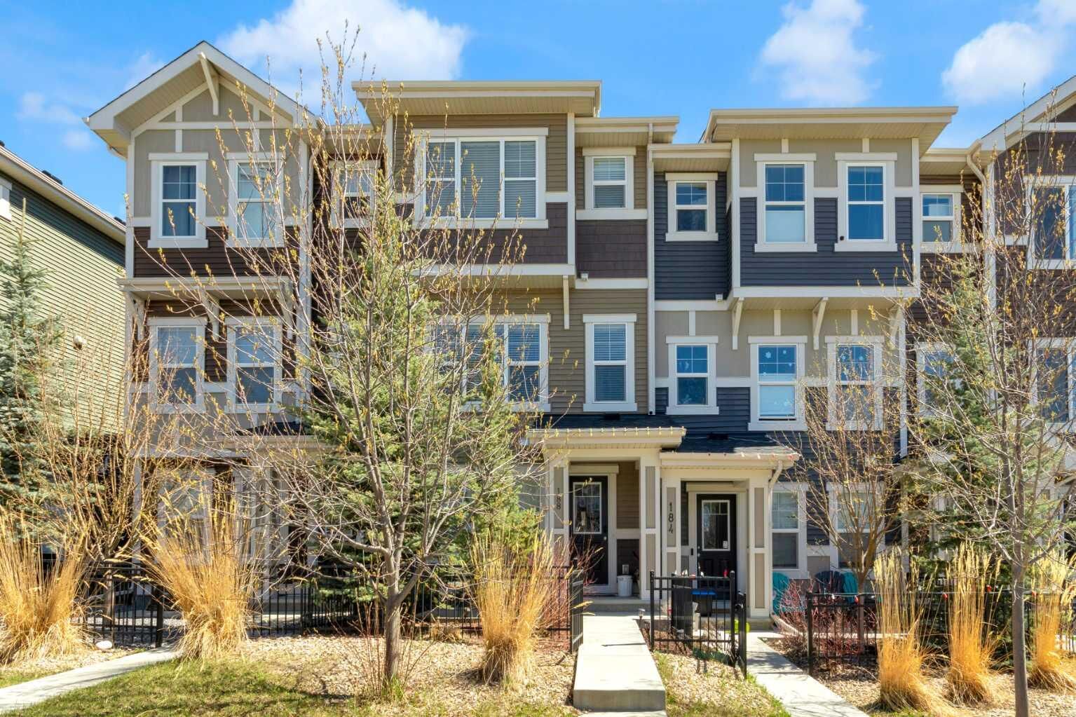 Property Photo:  188 Sundown Road  AB T4C 2M5 