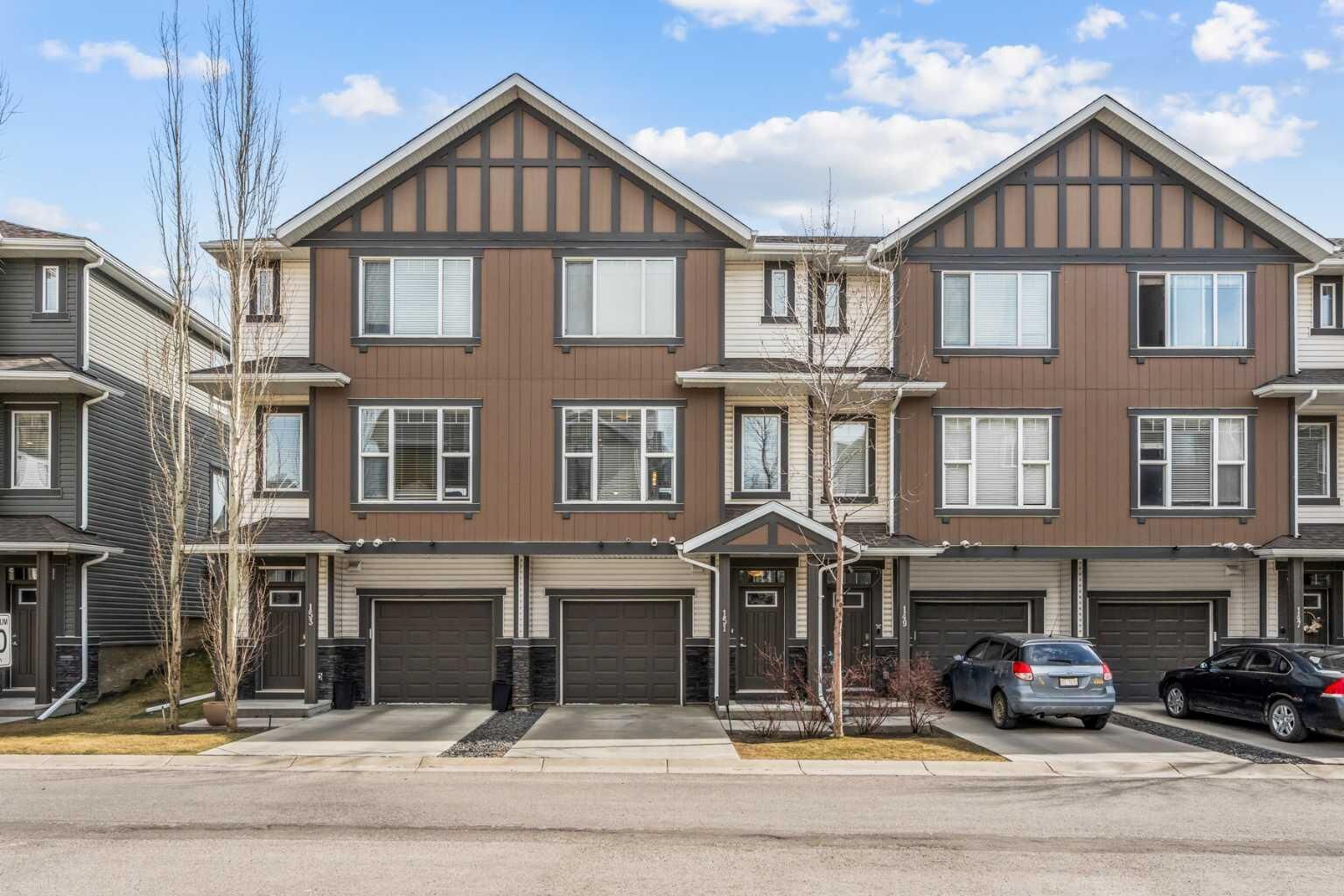 Property Photo:  151 New Brighton Walk SE  AB T2Z 5C7 