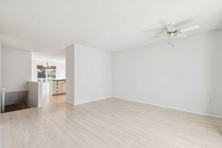 Property Photo:  105 Elm Place 34  AB T1S 1Y9 