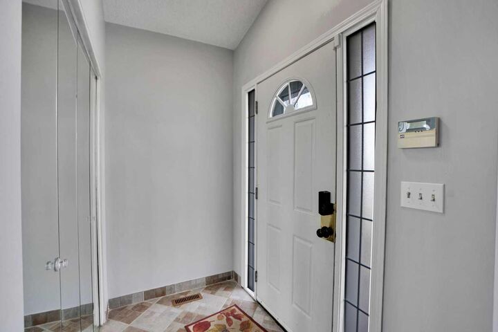 Property Photo:  336 Whitworth Way NE  AB T1Y 6E4 