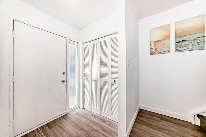 Property Photo:  637 40 Street NE  AB T2A 6S1 