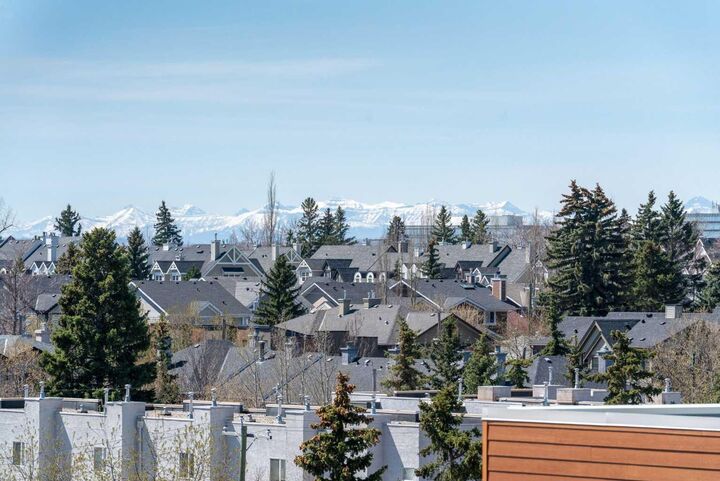 Property Photo:  3450 19 Street SW 402  AB T2T 6V7 