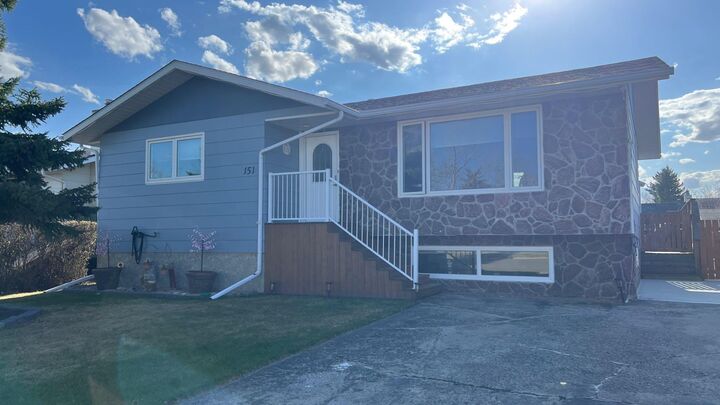Property Photo:  151 Winkler Drive  AB T0J 1P0 