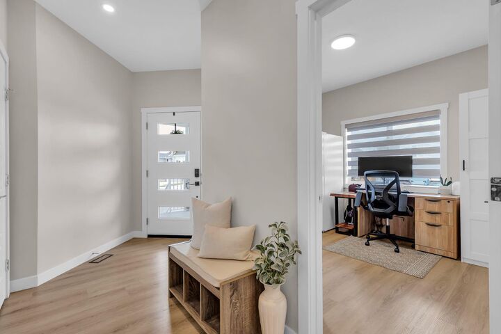Property Photo:  315 Monterey Place SE  AB T1V 0H6 