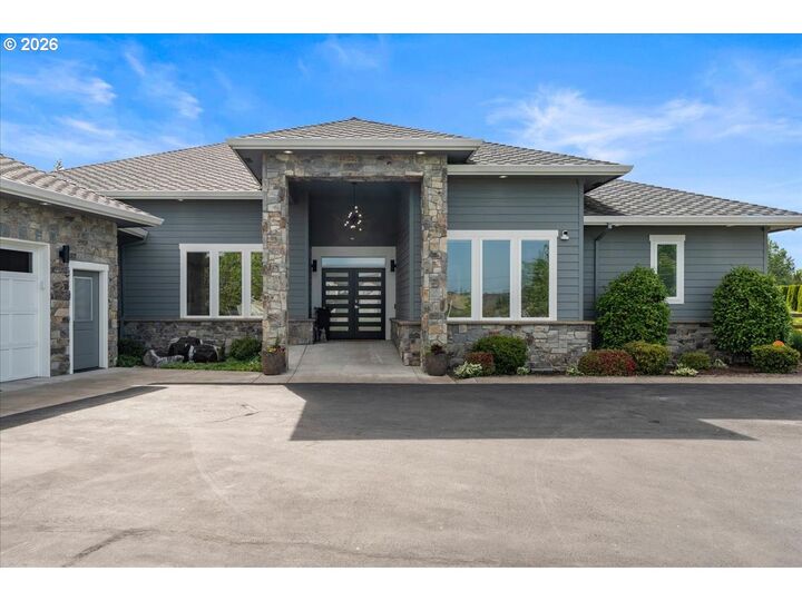 Property Photo:  2145 SW Homer Ross Loop  OR 97128 