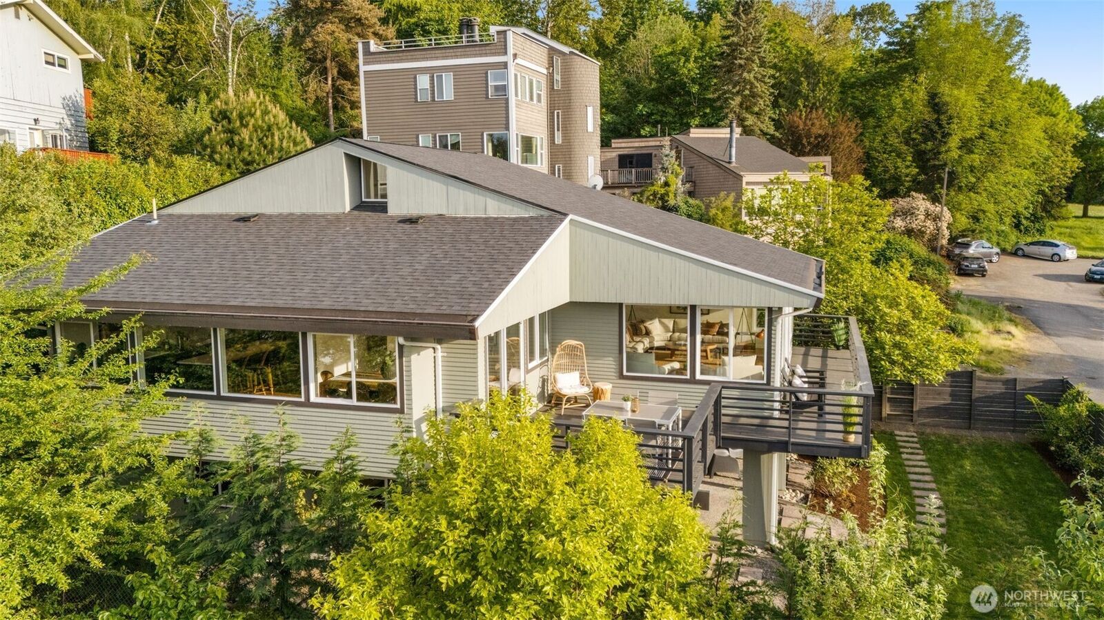 Property Photo:  3820  45th Avenue S  WA 98118 