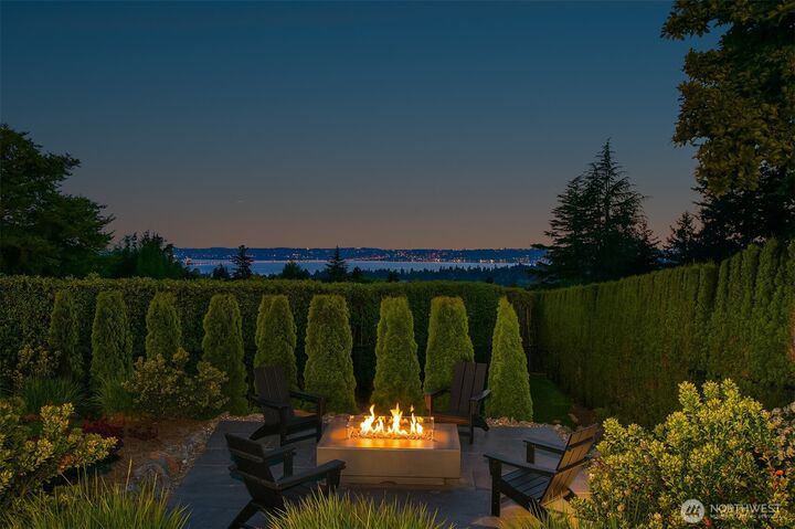 Property Photo:  9345 NE 19th Street  WA 98004 