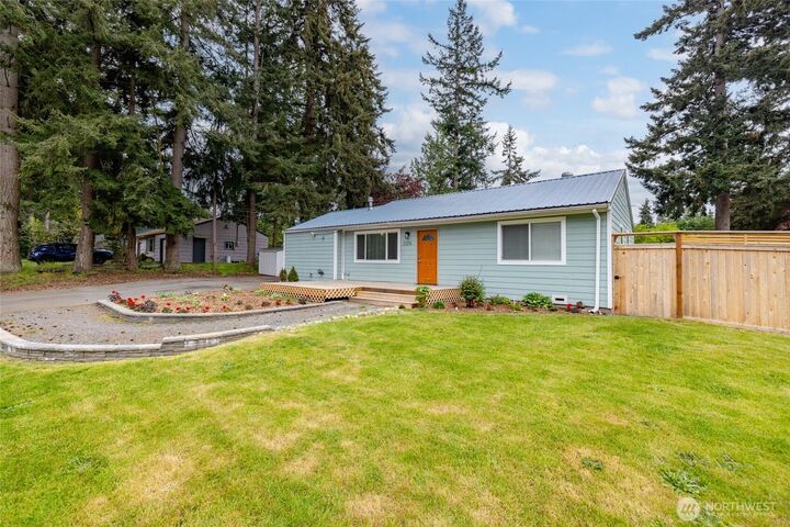 Property Photo:  23216  96th Avenue W  WA 98020 