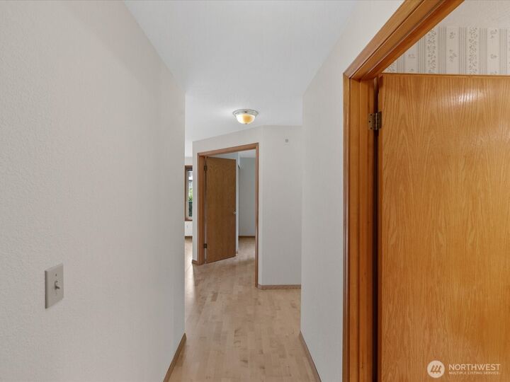Property Photo: 603 7th Avenue N A204 WA 98020