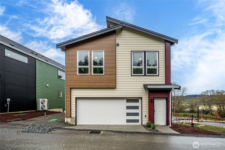 Property Photo:  4279  Aberdeen Way NE  WA 98056 
