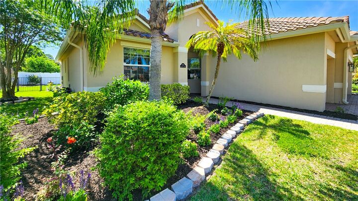 Property Photo:  7677 Fieldstone Ranch  FL 32967 