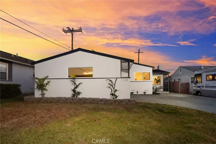 Property Photo:  2308 W 117th  CA 90250 