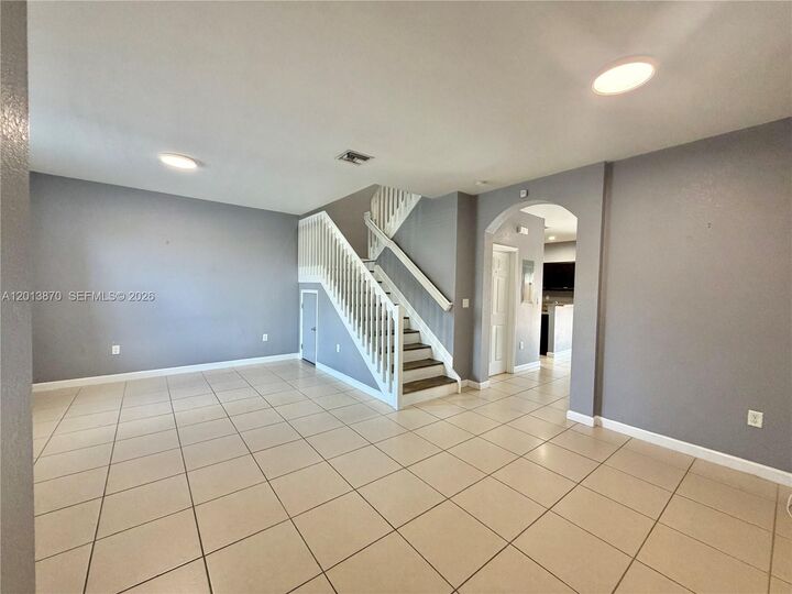 Property Photo:  419 SE 32 Terrace  FL 33033 