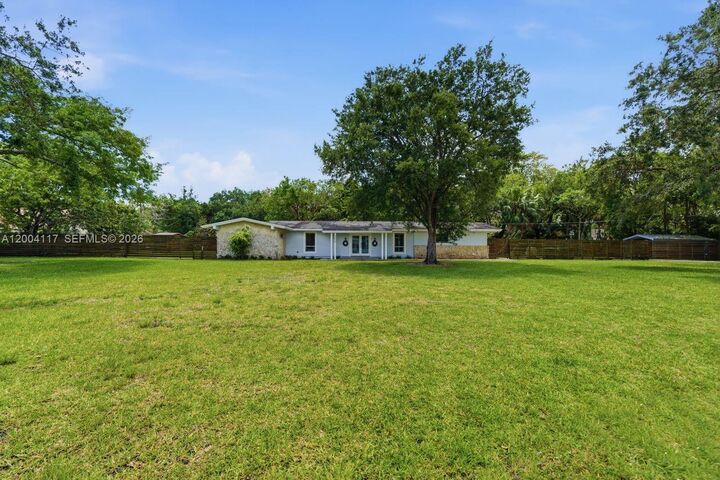 Property Photo:  9870 SW 96th St  FL 33176 
