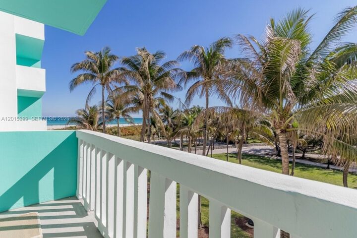 Property Photo:  301 Ocean Dr 306  FL 33139 