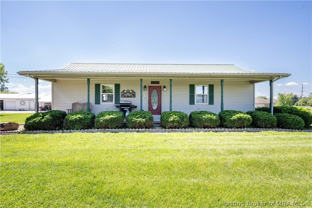 Property Photo:  2915 N Wooster Road  IN 47170 