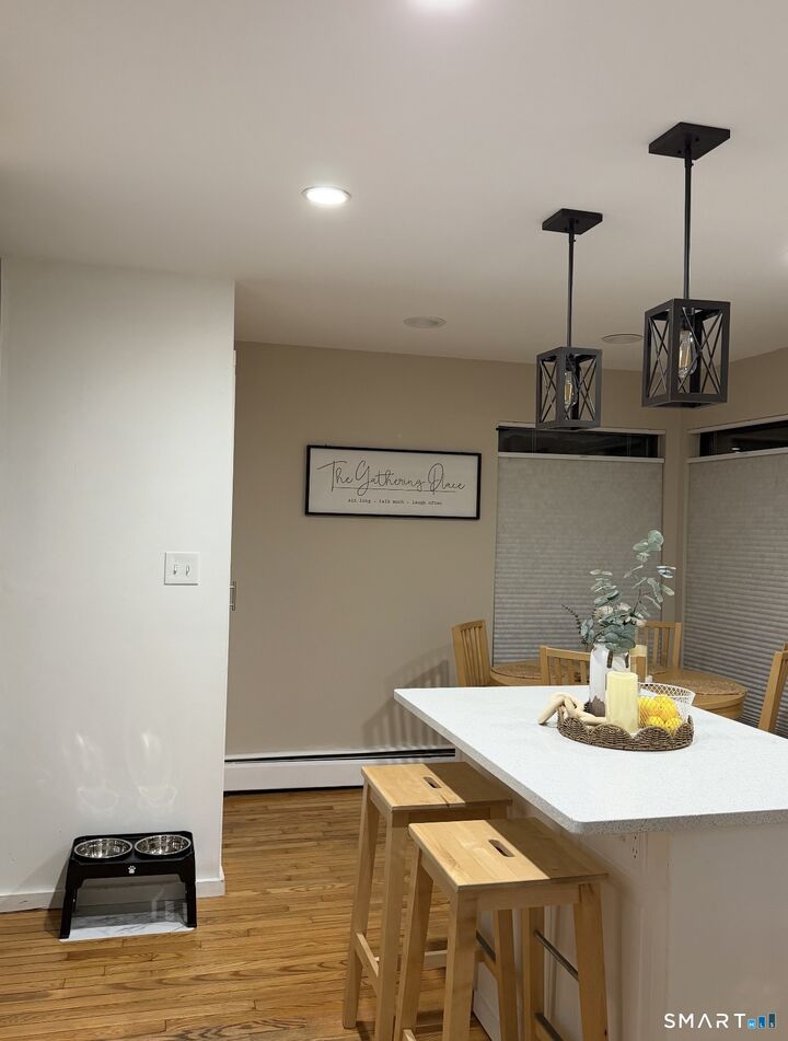 Property Photo:  33 Stevens Place 33  CT 06067 