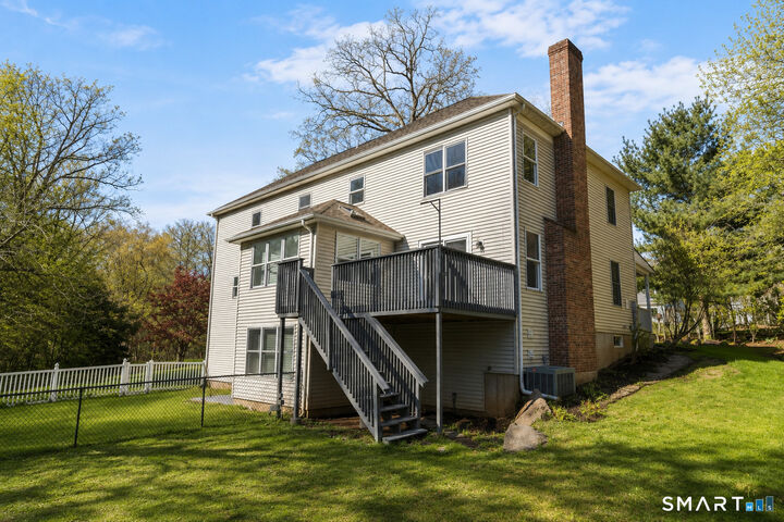 Property Photo:  2 Greenwood Lane  CT 06437 