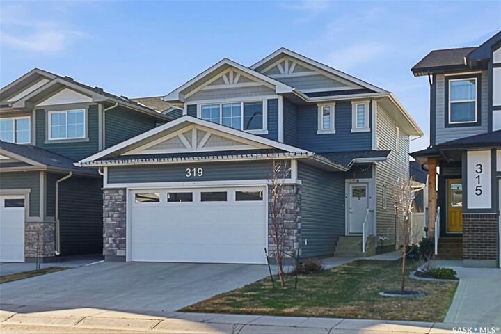 319 Skopik Crescent — photo 1