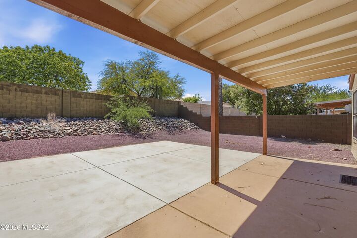 Property Photo:  8327 S Via De Ellsworth  AZ 85747 