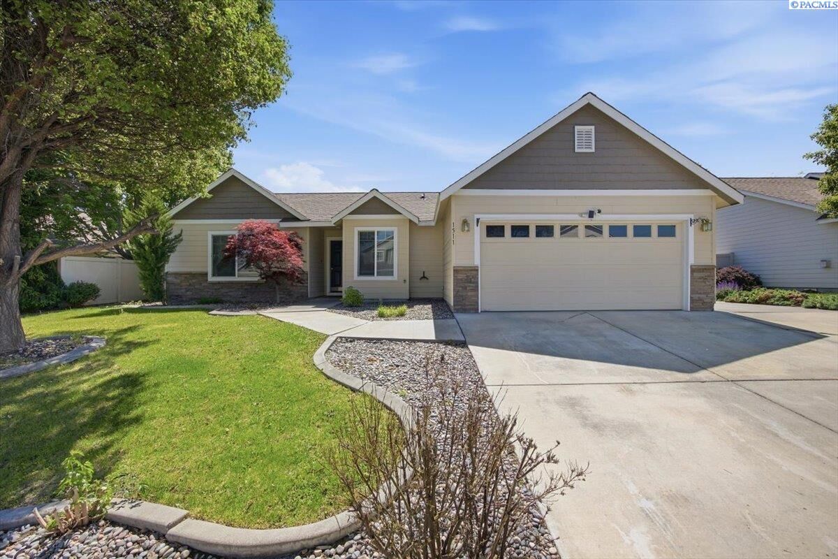 Property Photo:  1511 W 40th Pl  WA 99337-3959 