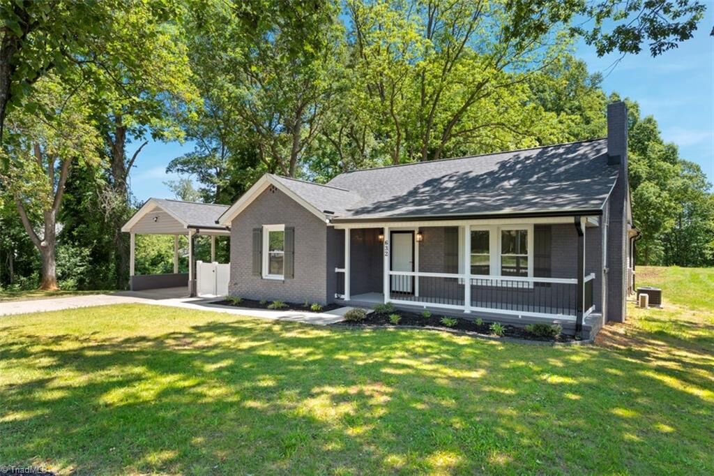 Property Photo: 632 Stokesburg Road NC 27052