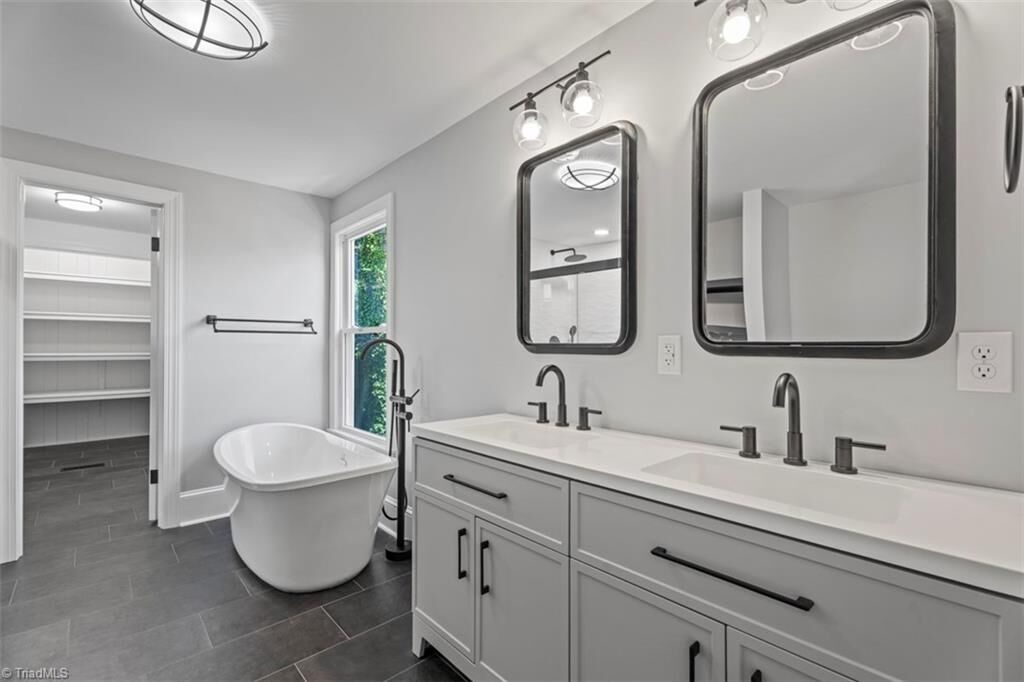 Property Photo:  632 Stokesburg Road  NC 27052 