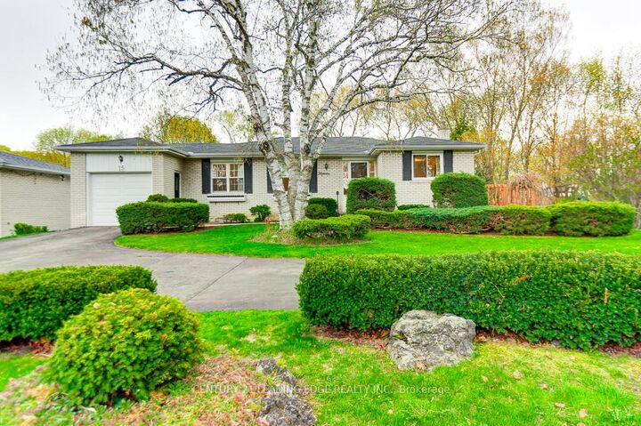 Photo de la propriété:  15 Bakerdale Road  ON L3P 1J3 