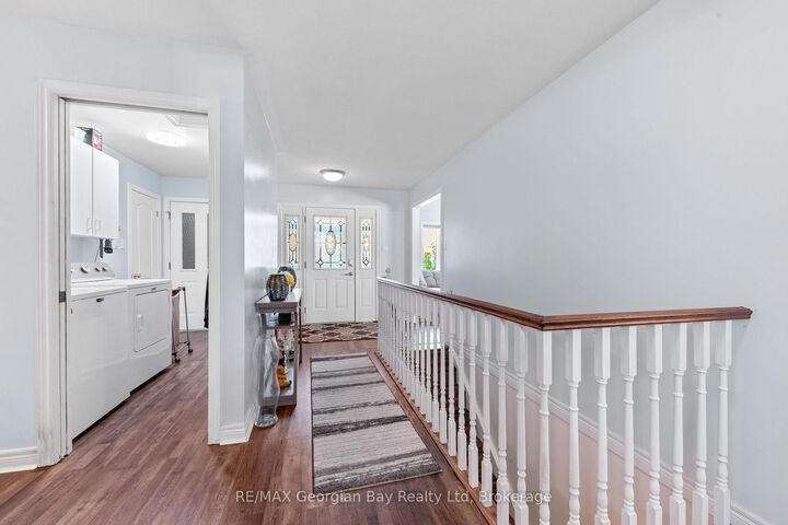 Property Photo: 925 Dominion Avenue ON L4R 4W2