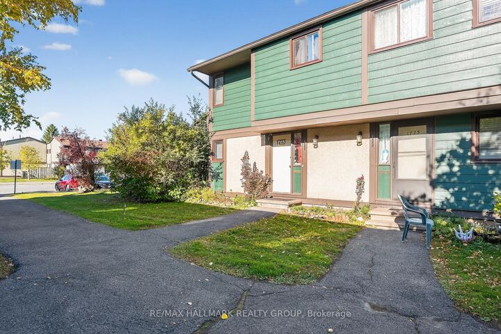 Property Photo: 1773 Meadowbrook Road 90 ON K1B 4W6