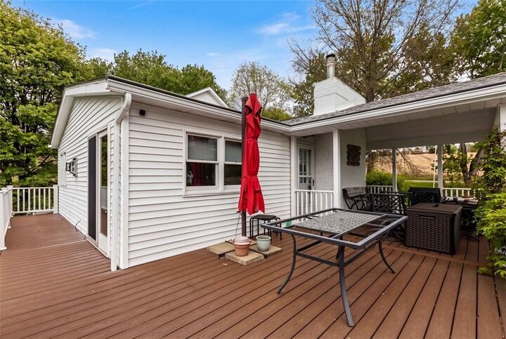 Property Photo: 258 Firestone Rd PA 15601