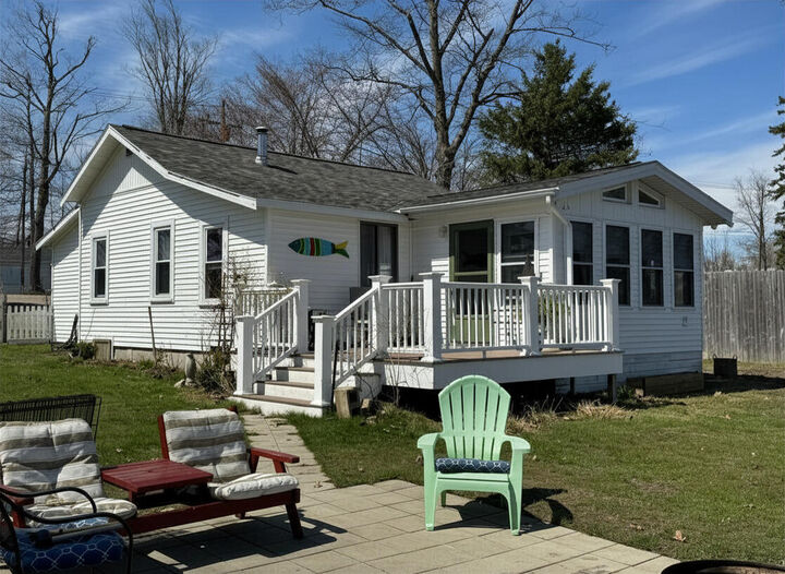 Property Photo: 6398 Paradise Trail MI 49718