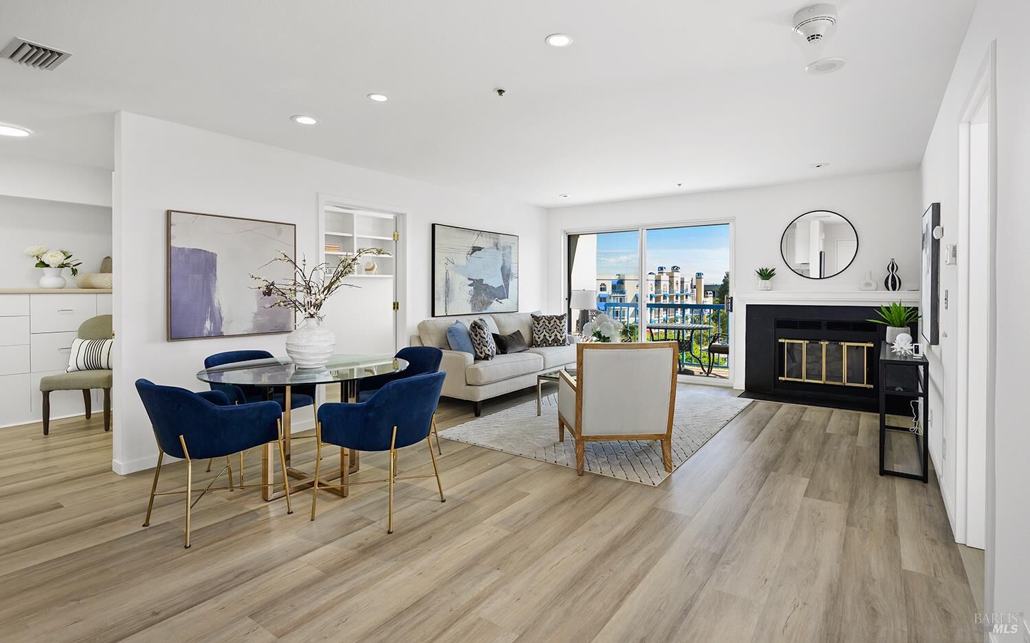 Property Photo:  100 Thorndale Drive 421  CA 94903 