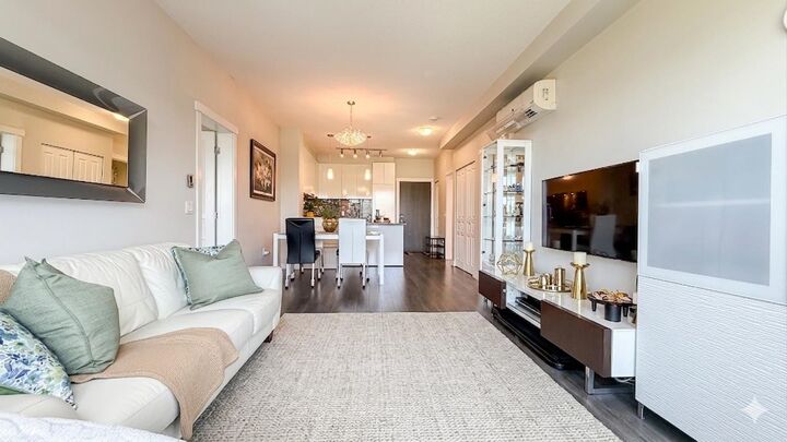 Property Photo:  9399 Alexandra Road 513  BC V6X 0L7 