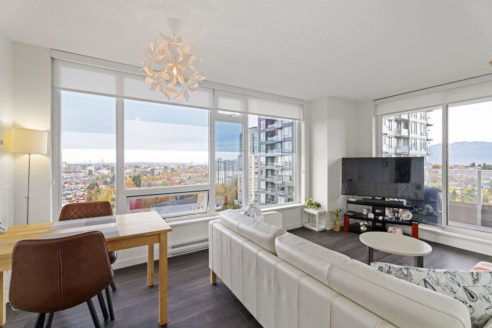 Property Photo:  5515 Boundary Road  BC V5R 0E3 