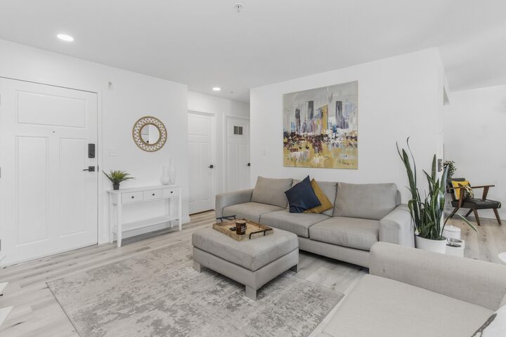 Property Photo:  1212 Main Street 406  BC V8B 0S1 