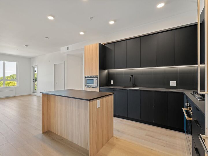 Property Photo:  2450 Garden Drive 603  BC V5N 0K1 