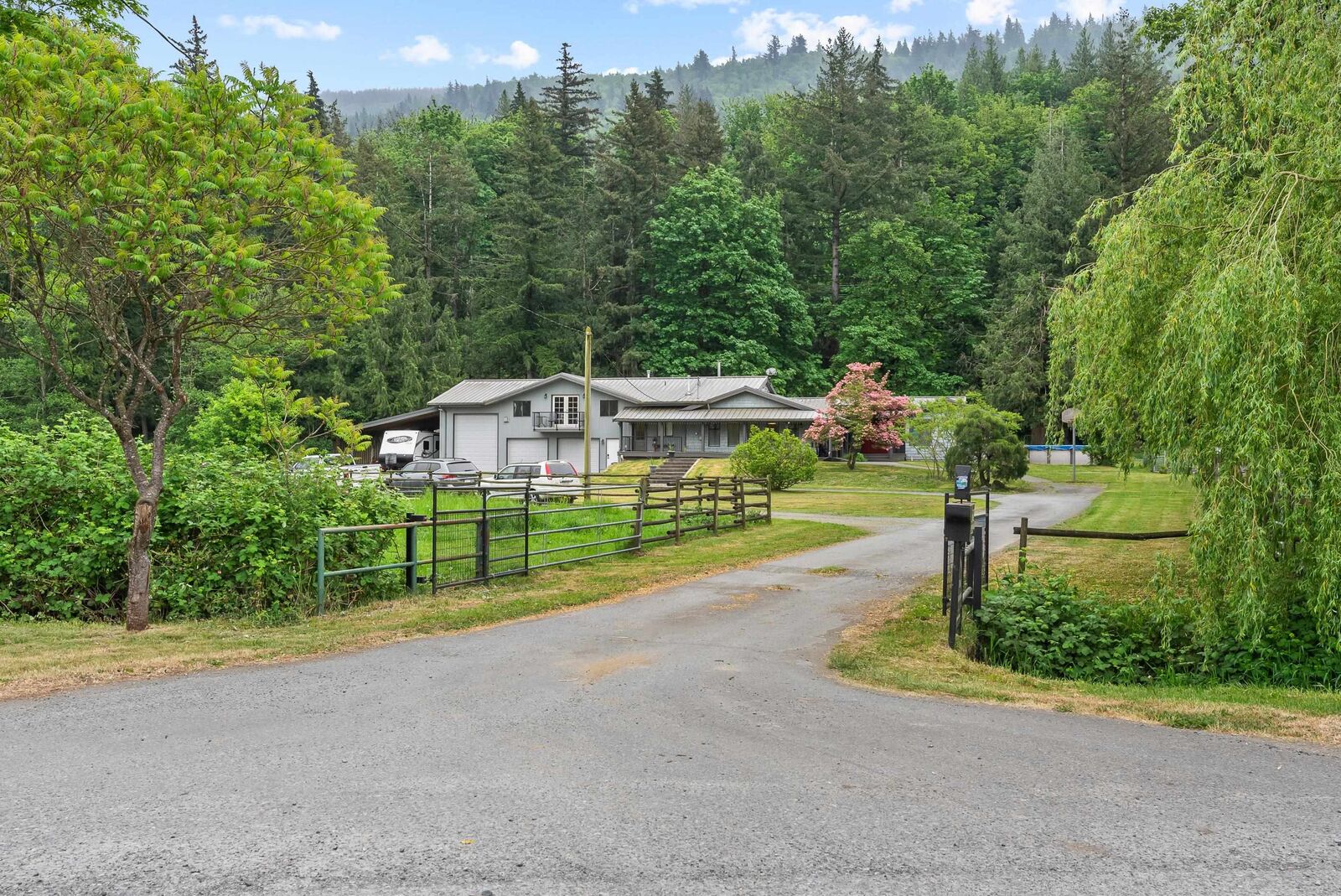Property Photo: 3146 Towne Road BC V3G 2V8