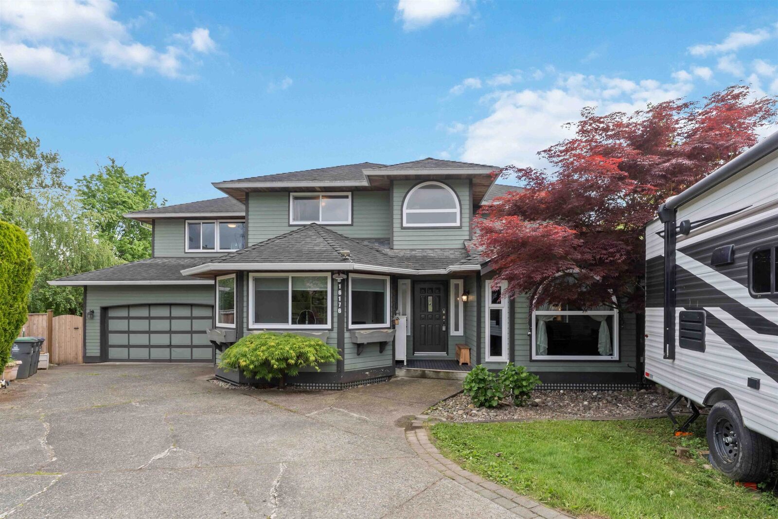 Property Photo:  16176 78B Avenue  BC V4N 0K3 