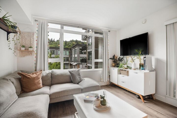 Property Photo:  2525 Clarke Street 302  BC V3H 0J3 