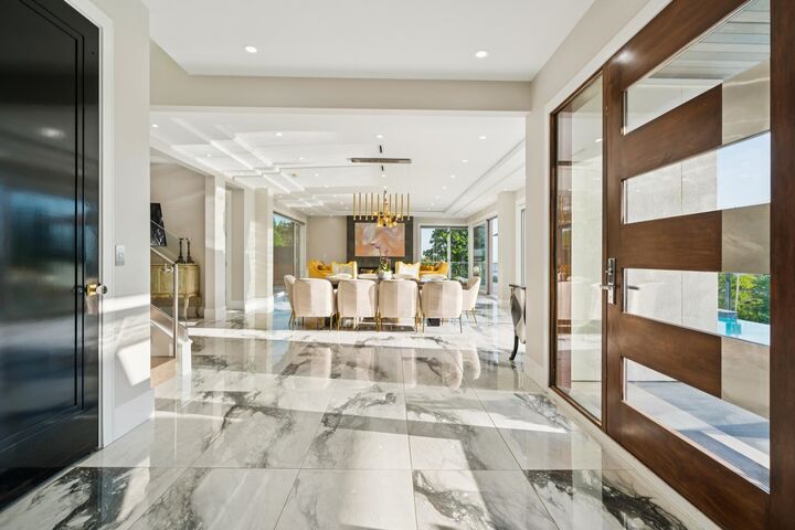 Property Photo:  3980 Norwood Avenue  BC V7N 3R3 